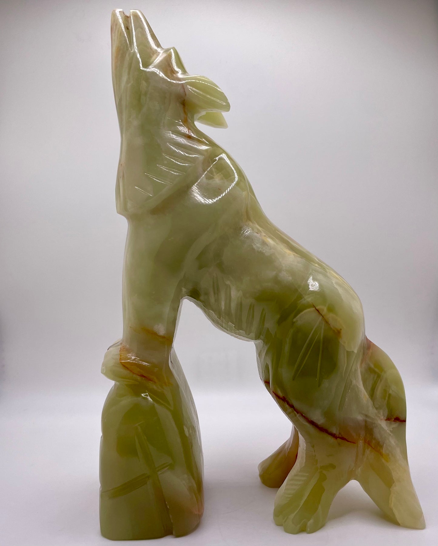 Onyx Wolf Carving || Green Onyx Wolf || Wolf Carving