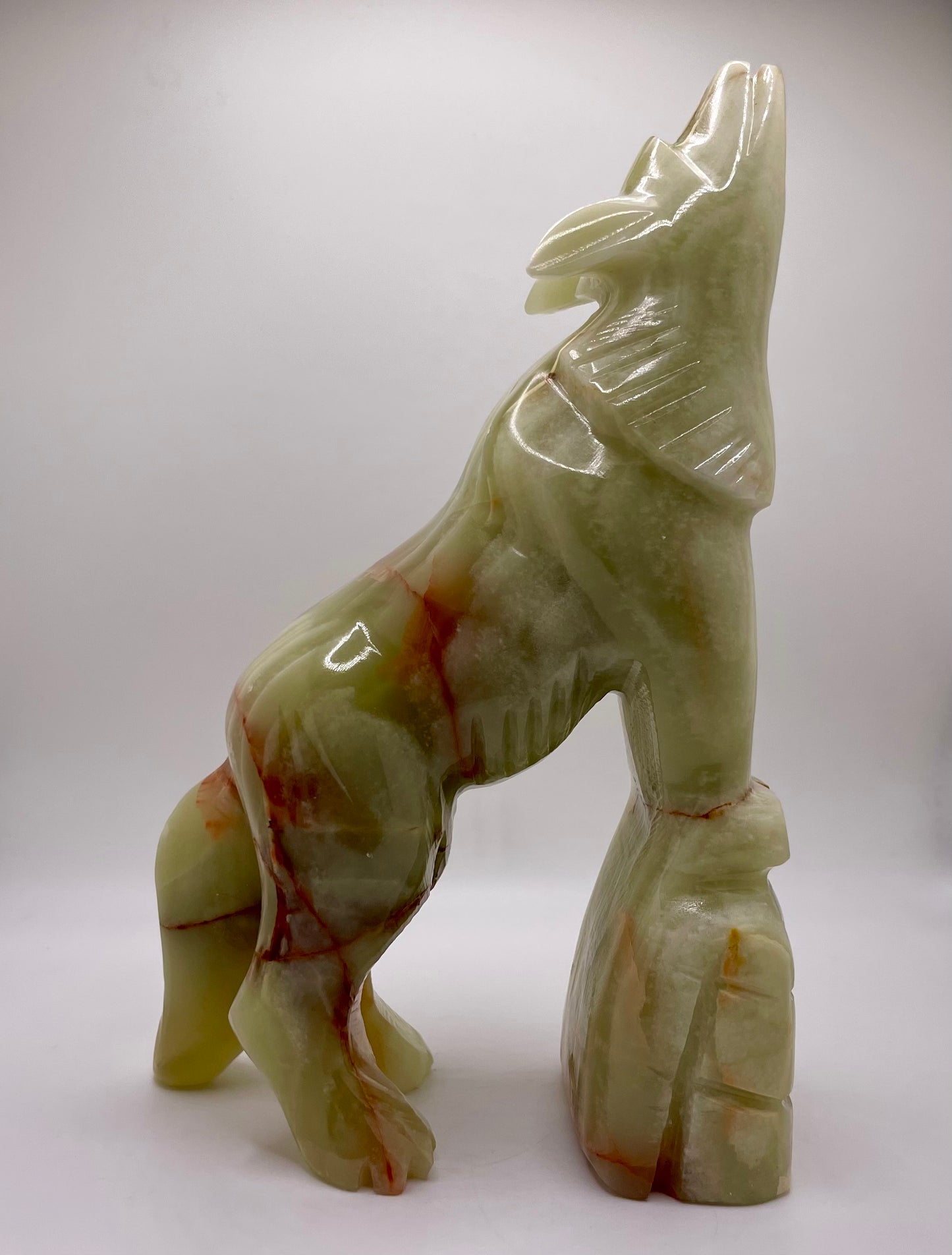 Onyx Wolf Carving || Green Onyx Wolf || Wolf Carving
