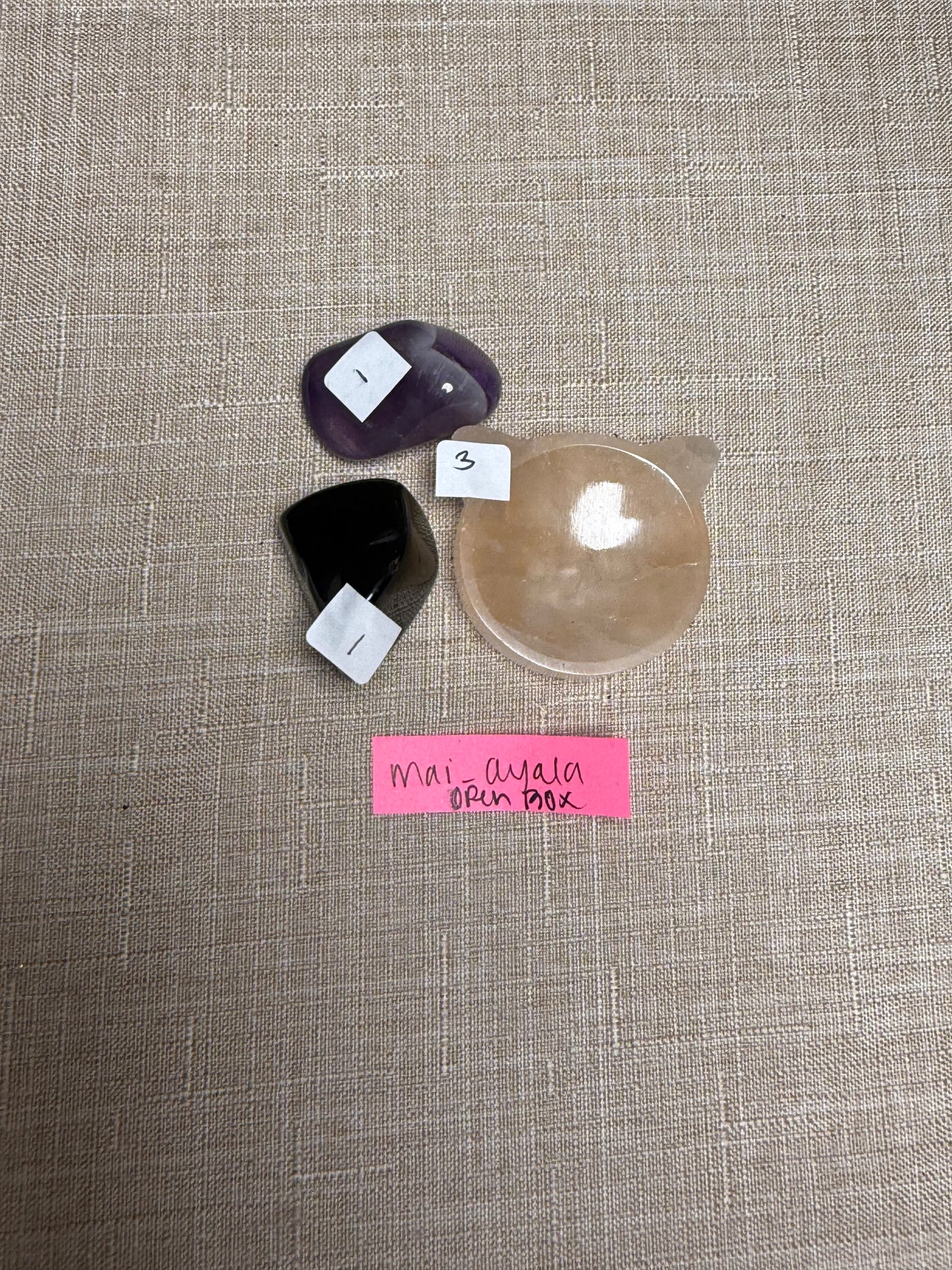 Mai_ayala 9/15 Live Sale