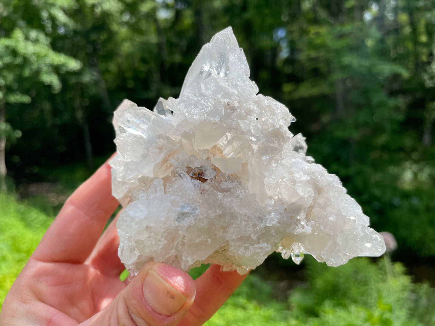 Clear Quartz Crystal Cluster || Raw Quartz Cluster || Lemurian Quartz Crystal Cluster