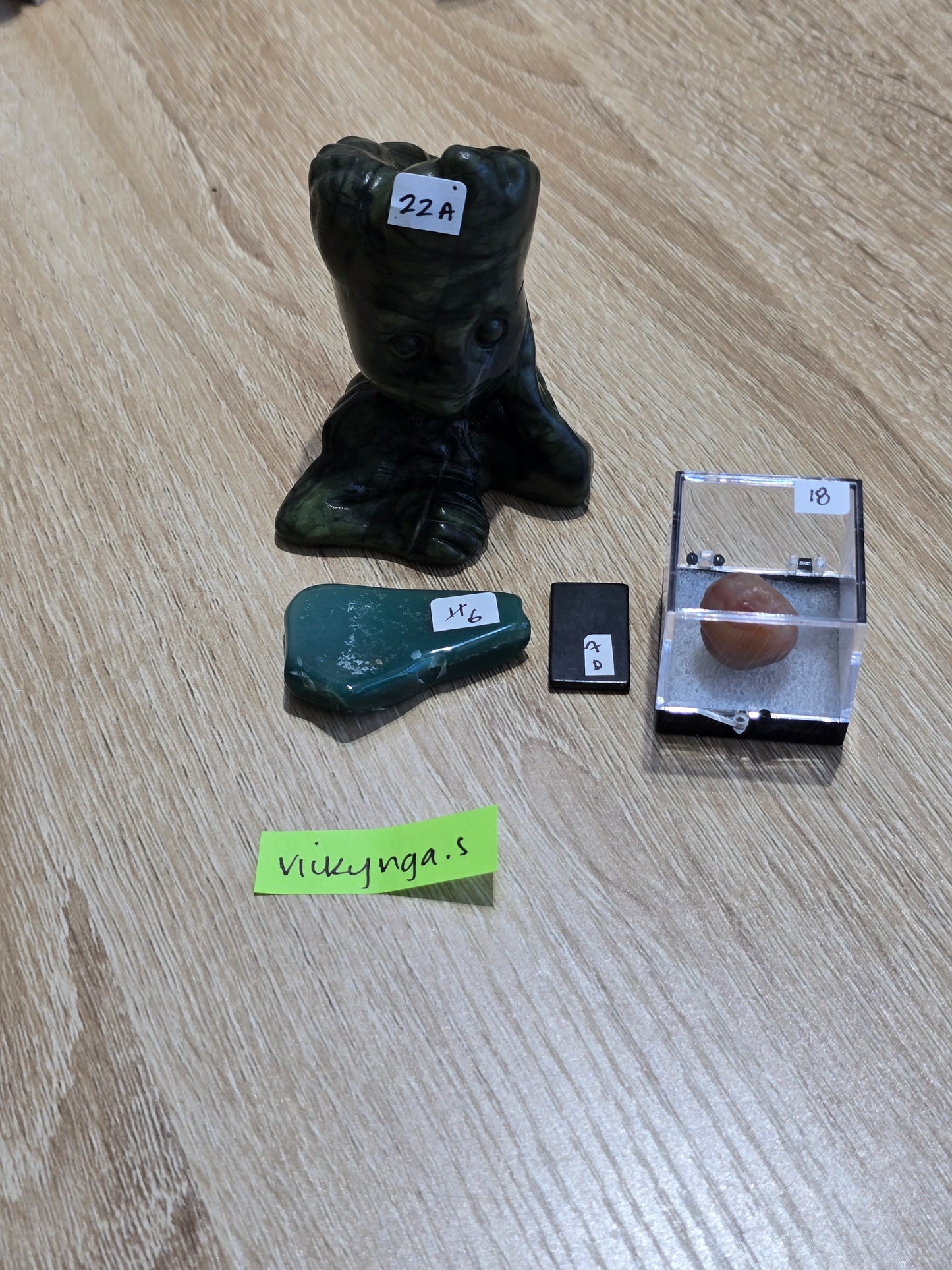 Vickynga.s 8/19 Livesale
