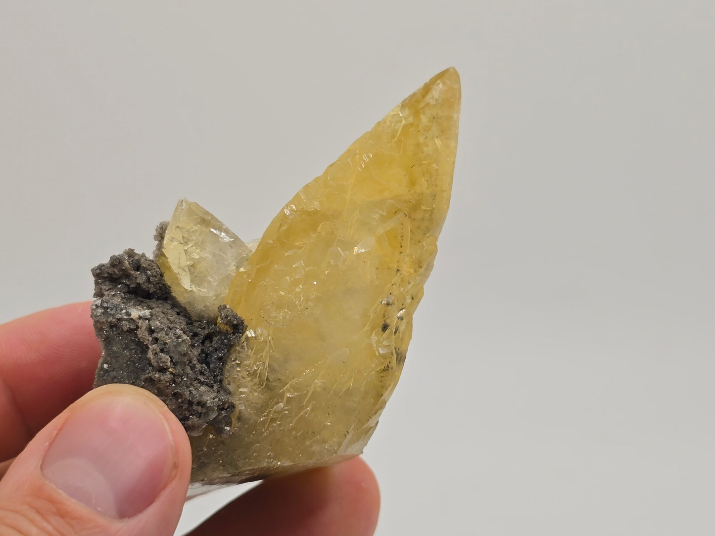 Sweetwater Calcite Point with Chalcopyrite || #94