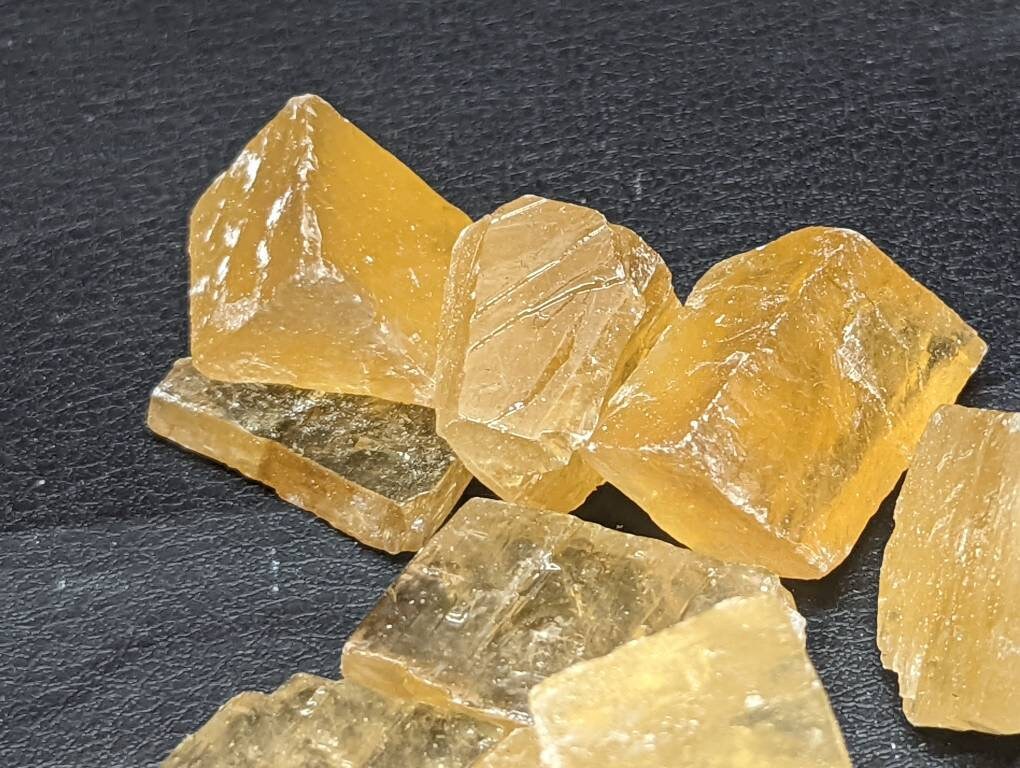 Raw Amber Calcite Crystal || Rough Golden Calcite Stone