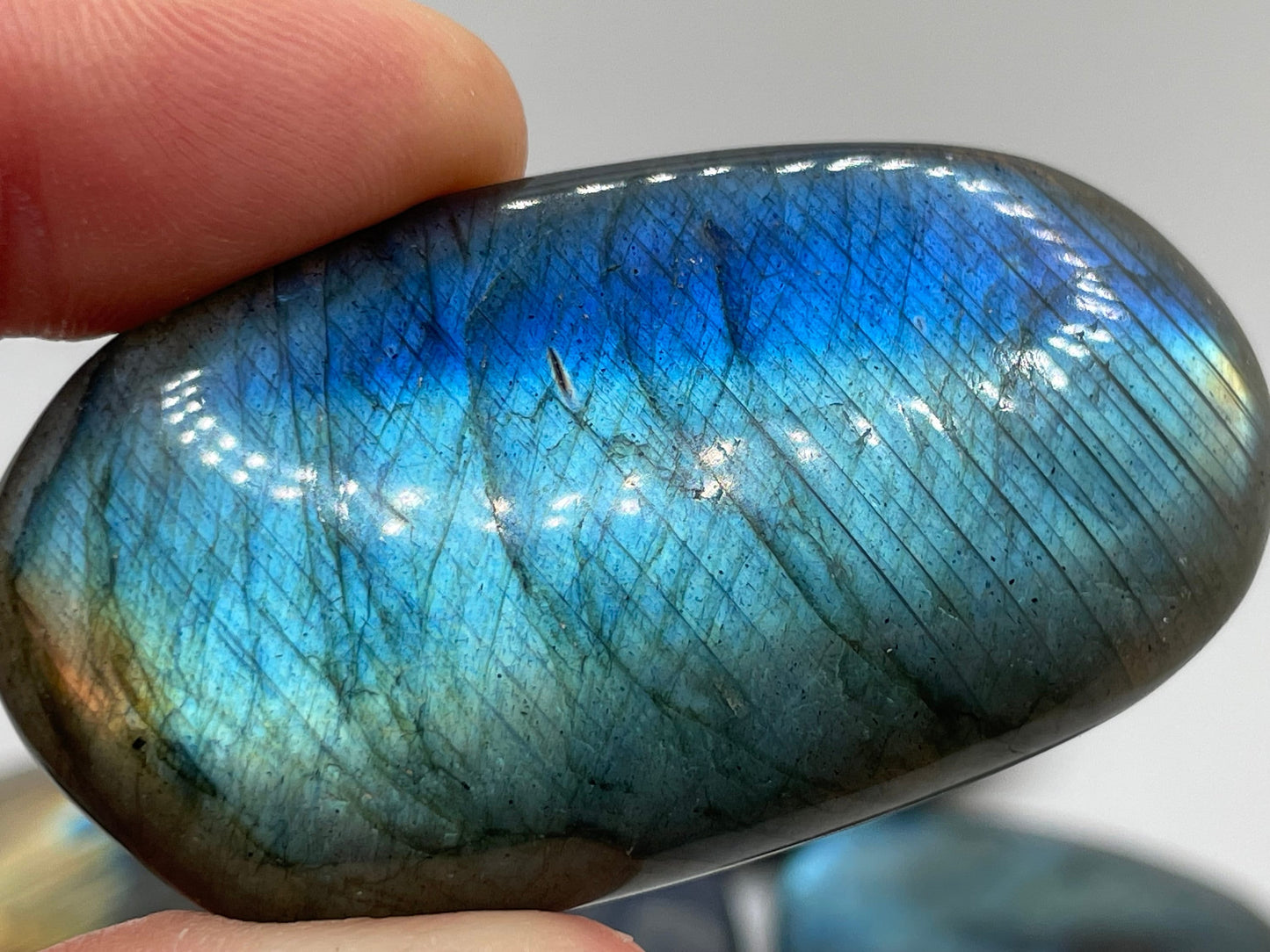 Labradorite Palm Stone || Flashy Labradorite Palm Stone || Labradorite Crystal Palm Stone || Polished Labradorite Palm Stone