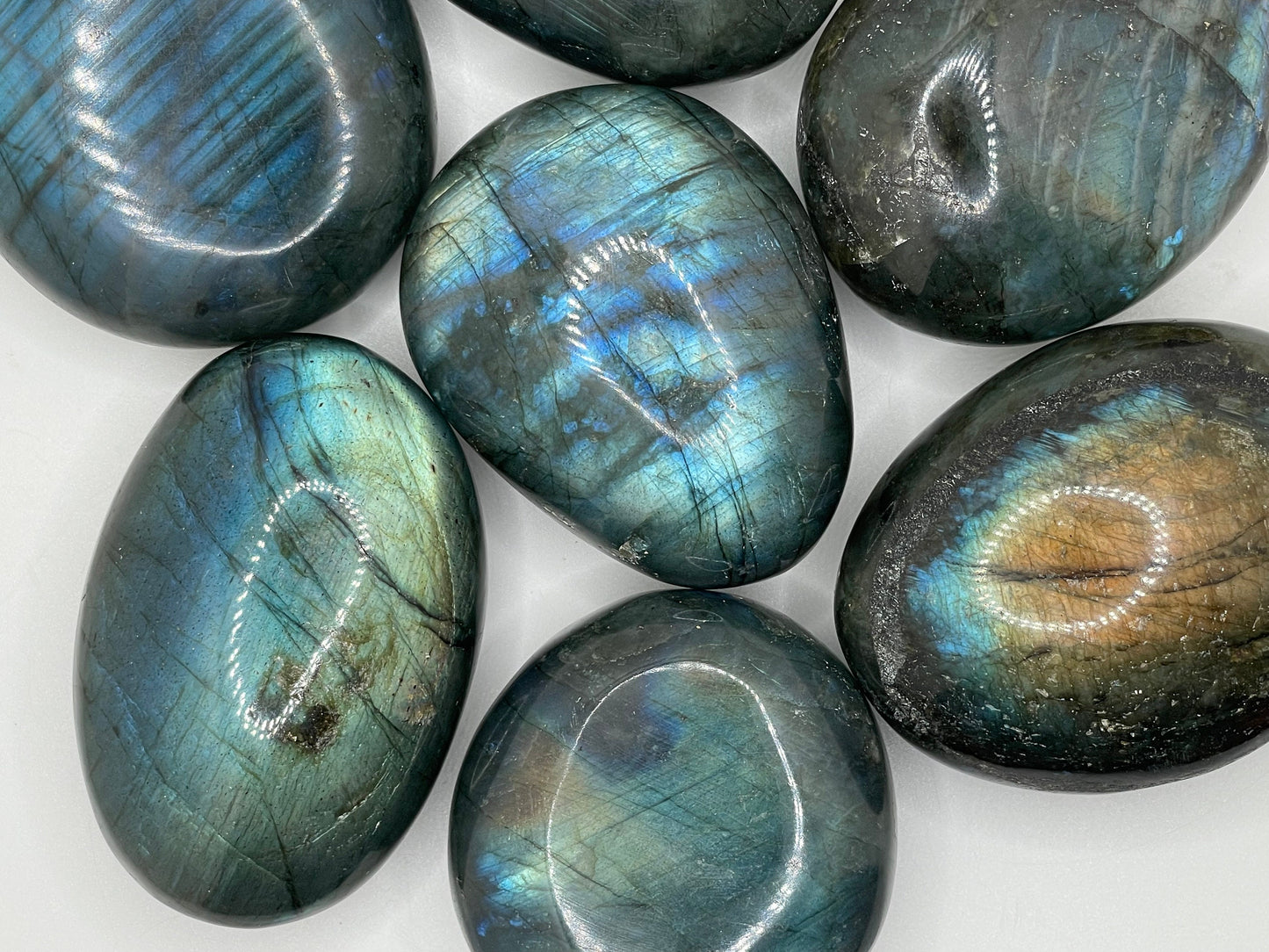 Labradorite Palm Stone || Flashy Labradorite Palm Stone || Labradorite Crystal Palm Stone || Polished Labradorite Palm Stone