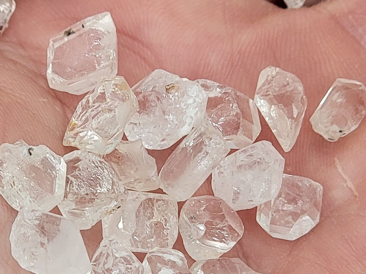 Mini Topaz Crystals || Pakistan Topaz || Raw Topaz Crystals