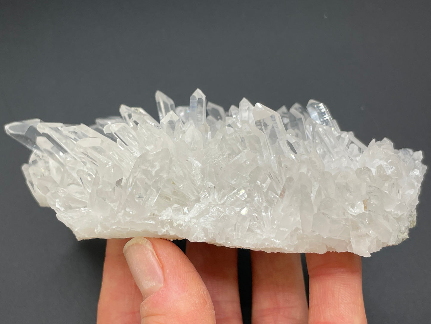 Clear Quartz Crystal Cluster || Raw Quartz Cluster || Lemurian Quartz Crystal Cluster