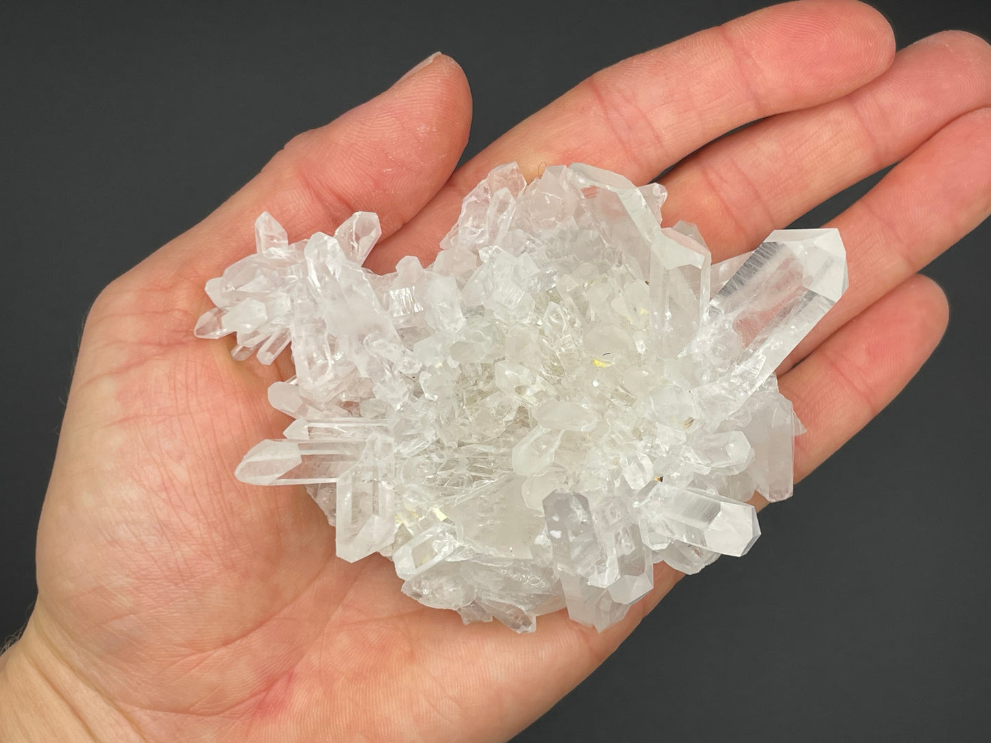 Clear Quartz Crystal Cluster || Raw Quartz Cluster || Lemurian Quartz Crystal