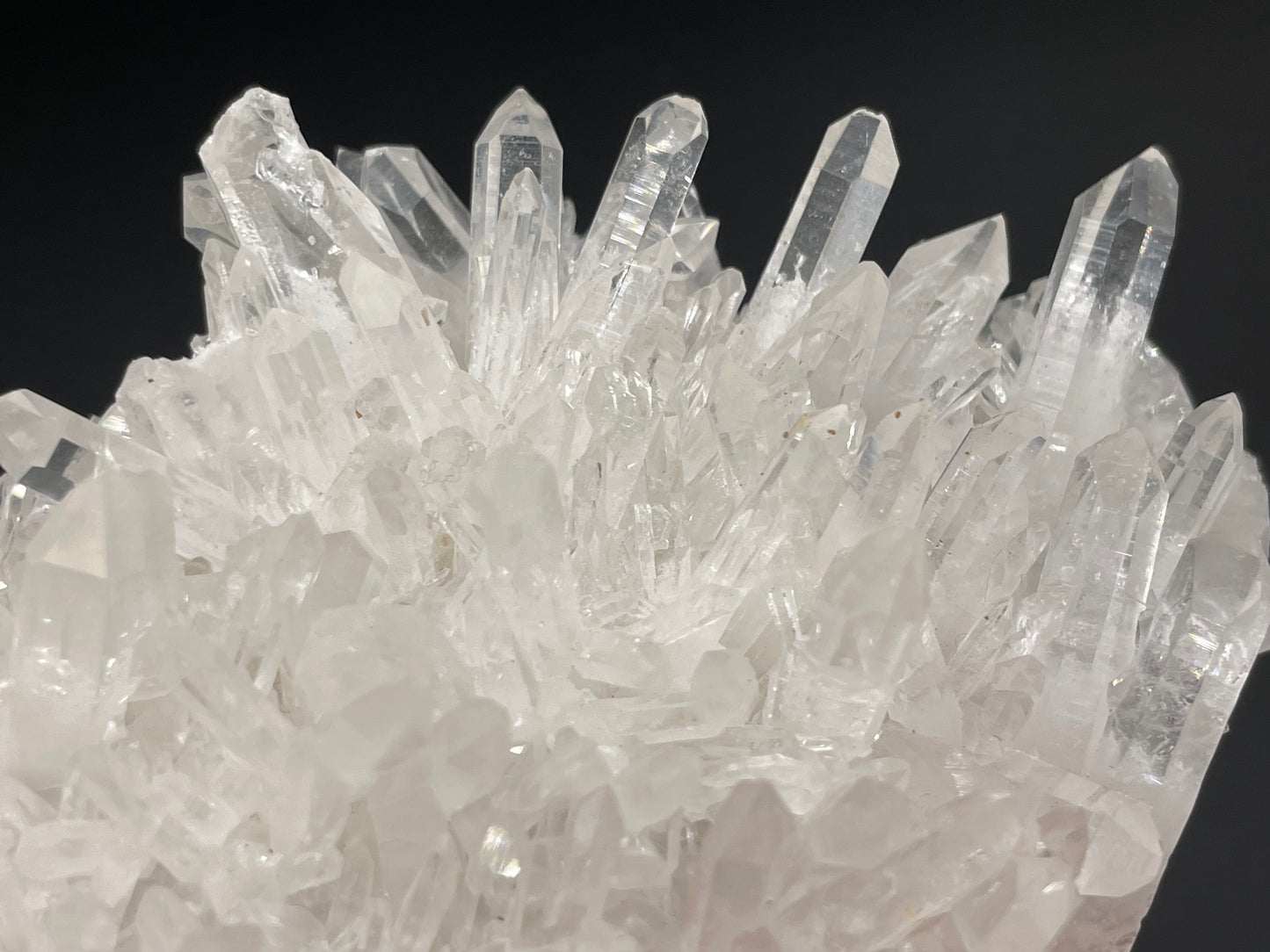 Clear Quartz Crystal Cluster || Raw Quartz Cluster || Lemurian Quartz Crystal Cluster