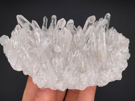 Clear Quartz Crystal Cluster || Raw Quartz Cluster || Lemurian Quartz Crystal Glassback