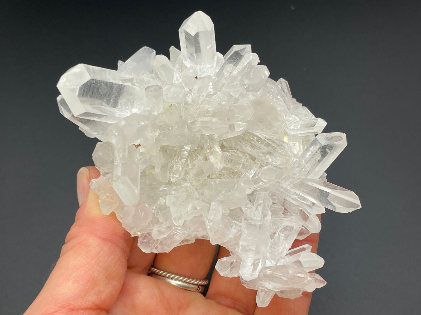 Clear Quartz Crystal Cluster || Raw Quartz Cluster || Lemurian Quartz Crystal