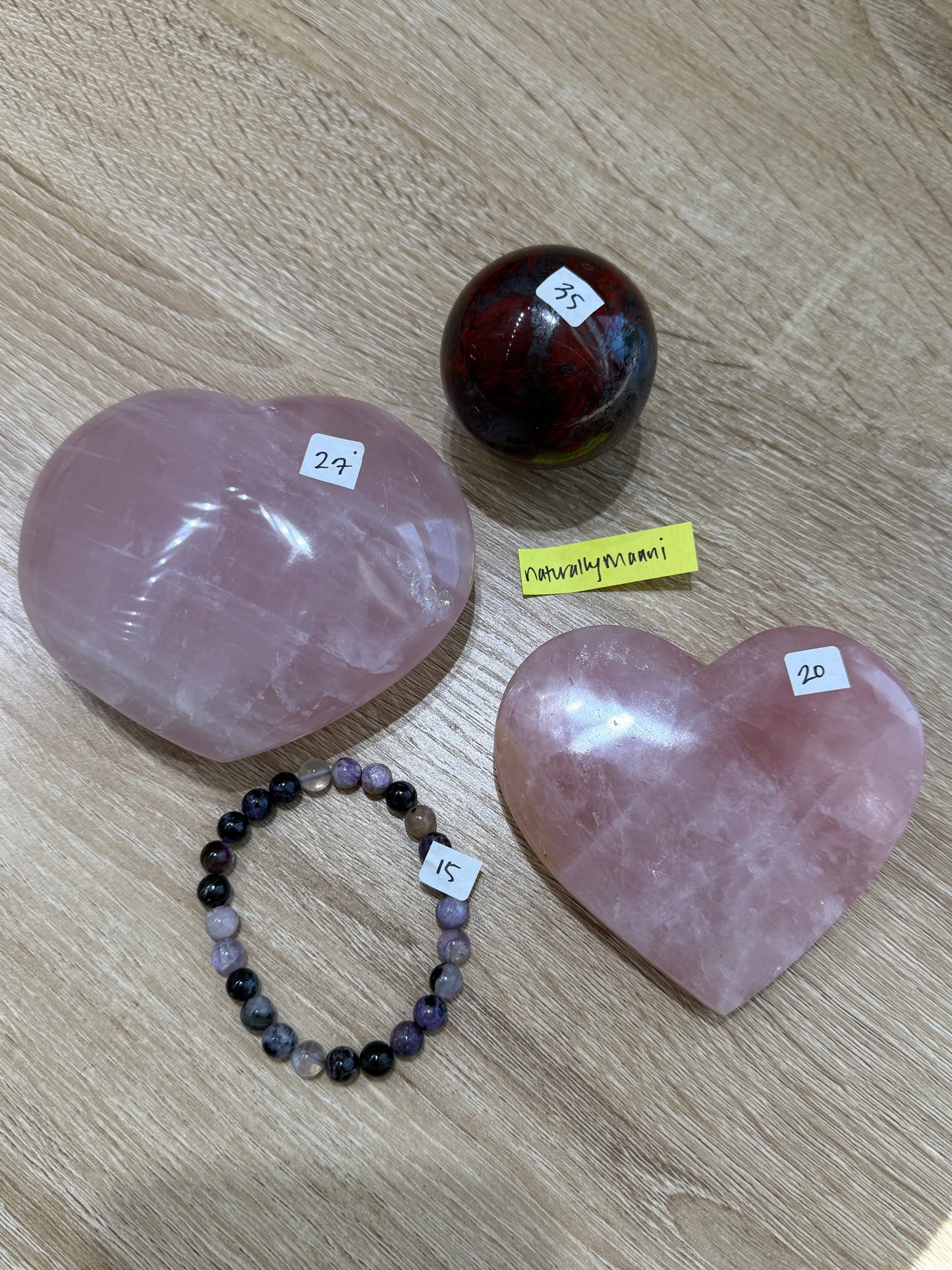 Naturallymaani - 10/21 Live Sale