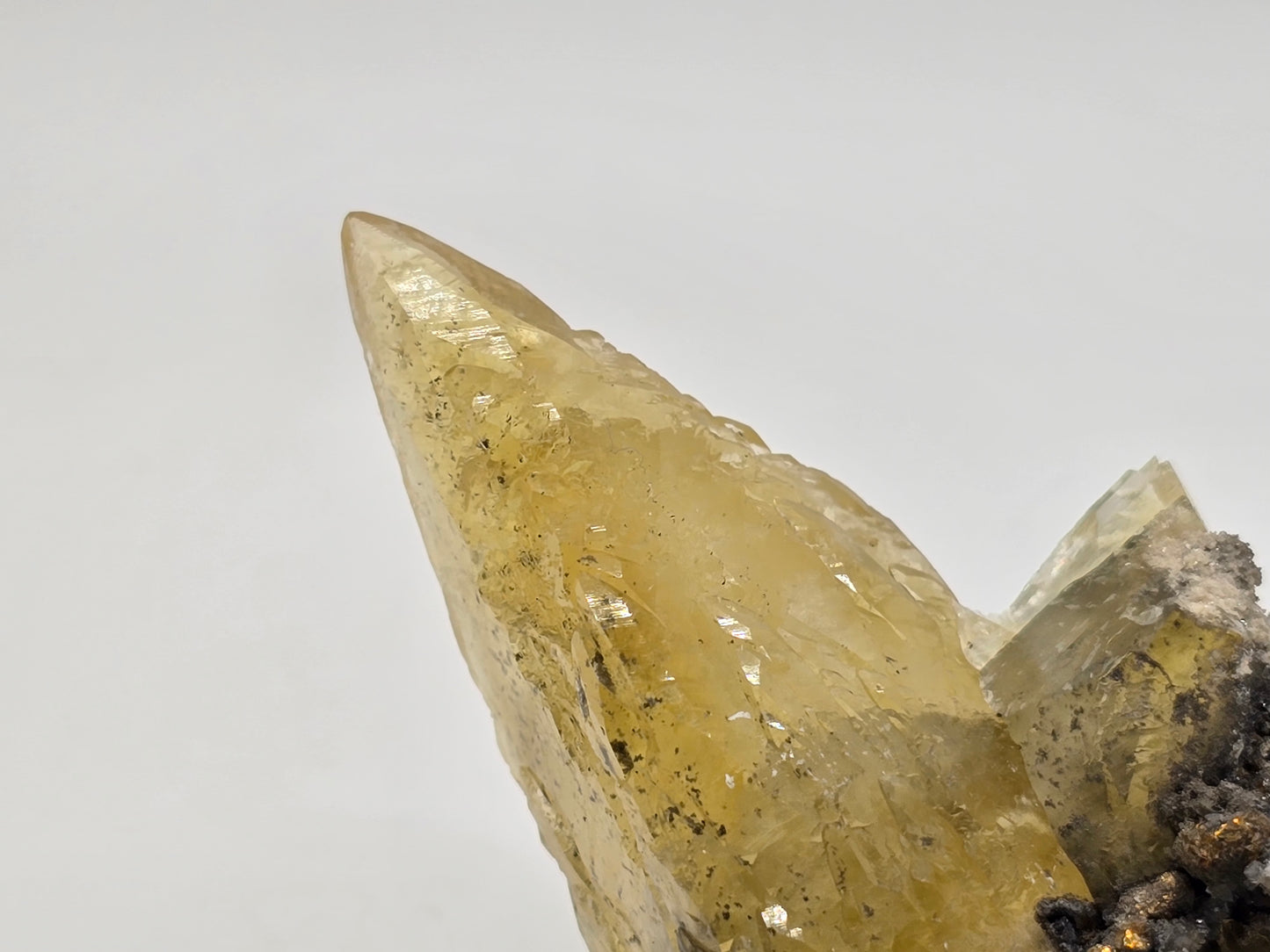 Sweetwater Calcite Point with Chalcopyrite || #94