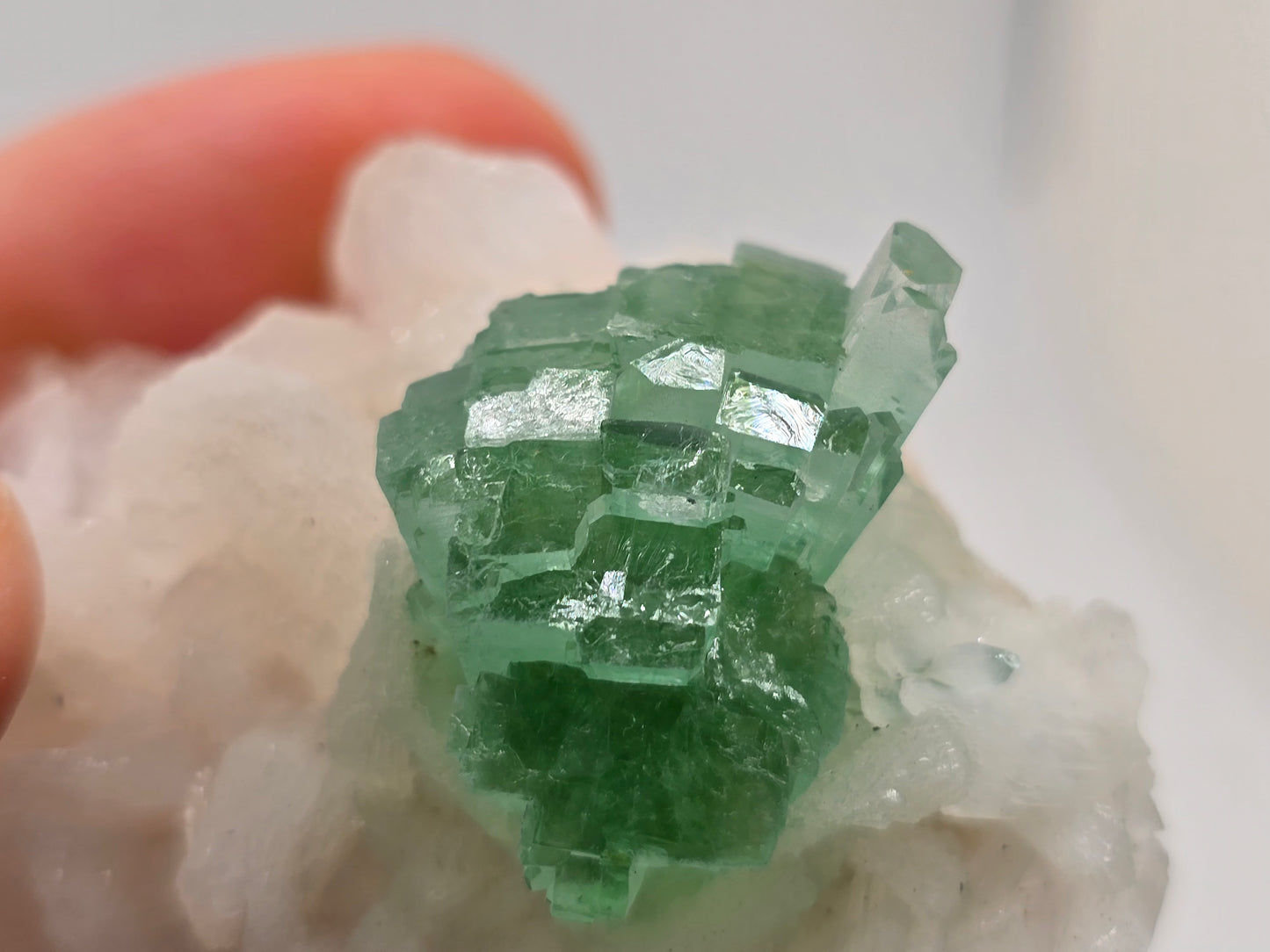 Disco Ball Green Apophyllite Cluster || Gemmy Green Apophyllite Cluster || #104