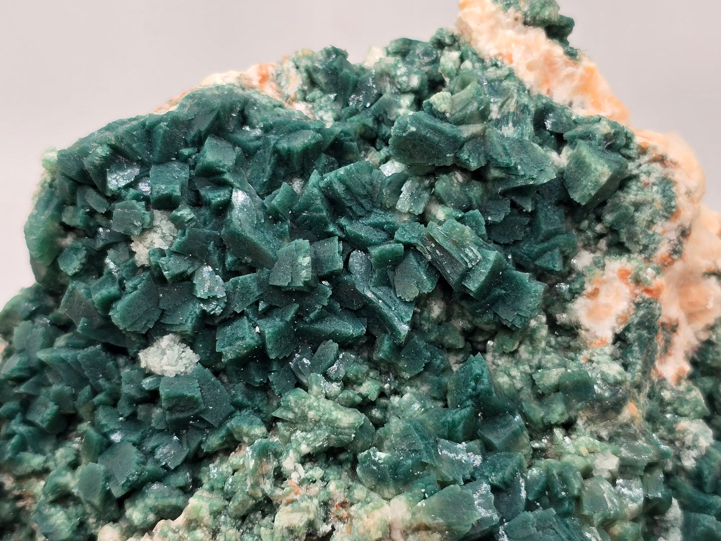 Green Heulandite and Stillbite Cluster || #80