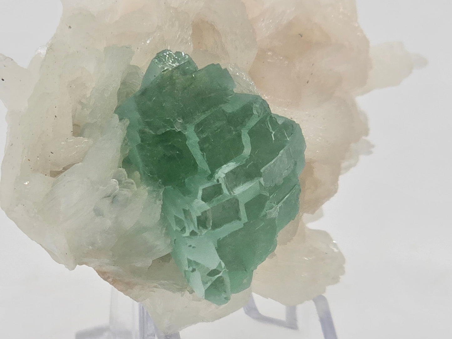 Disco Ball Green Apophyllite Cluster || Gemmy Green Apophyllite Cluster || #104