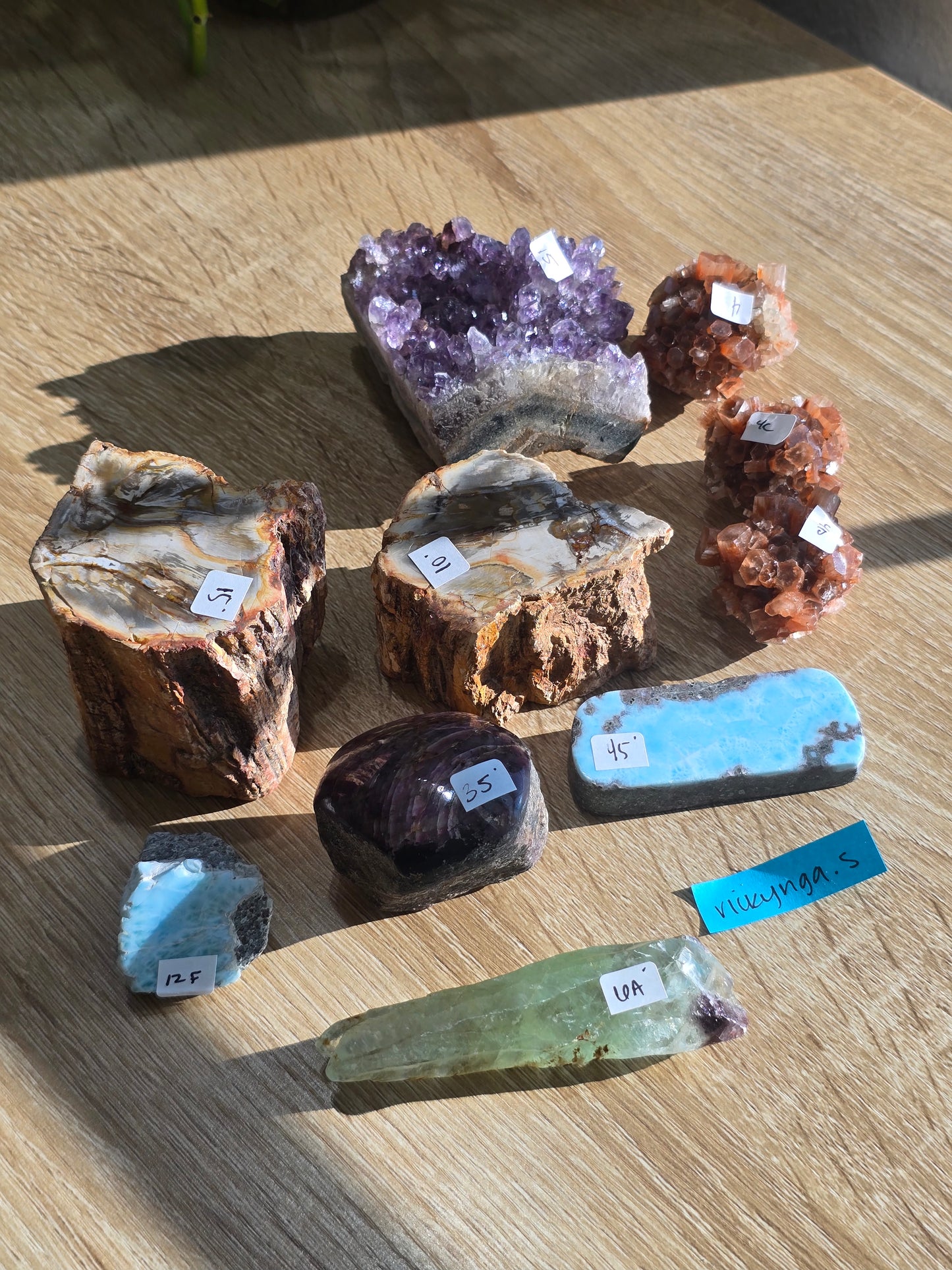 Vickynga.s 12/5 live sale