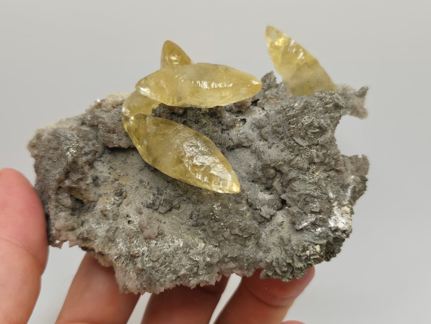 Sweetwater Calcite Cluster || #101