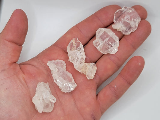 Raw Faden Quartz || Quartz Crystal Points || Pakistani Quartz Crystal || Quartz Crystal Wands|| Choose Your Size